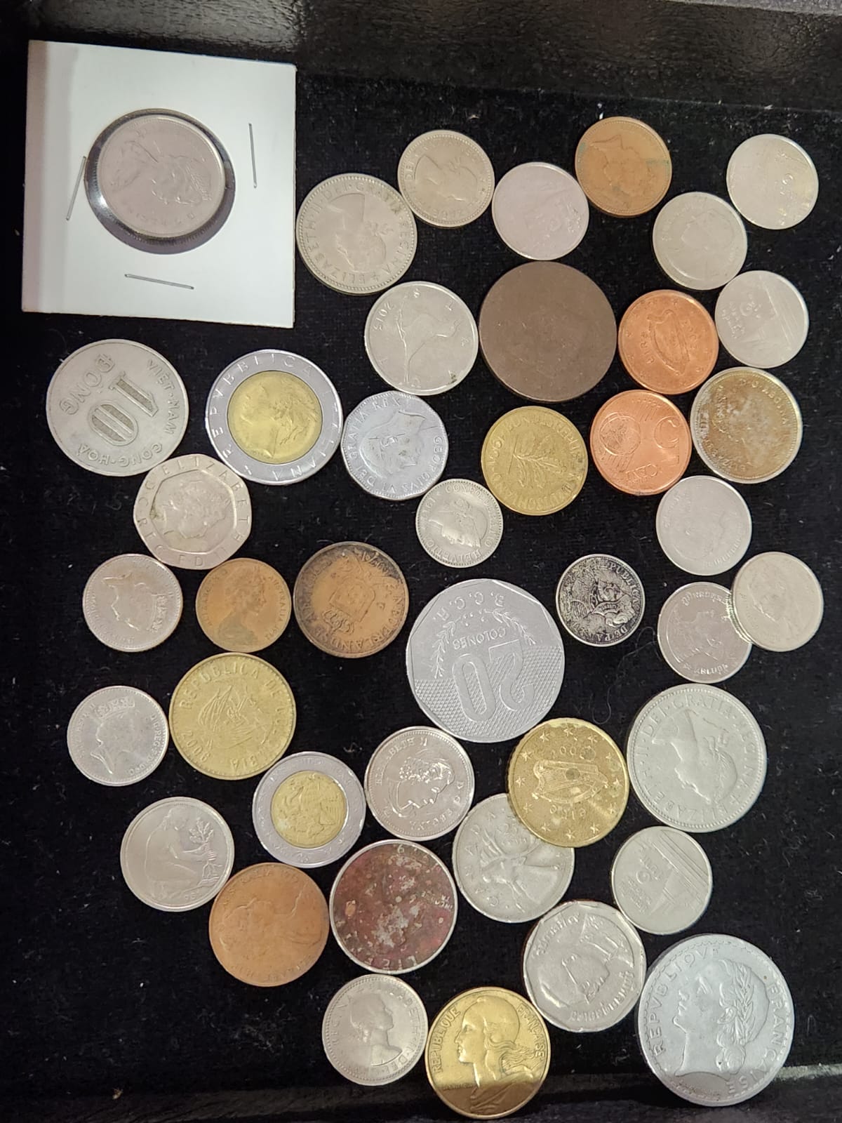 OLD world coins more than 35 Costa Rica,UK,MEXICO,and more.CB5F