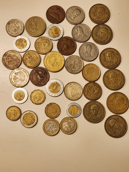 Mexico 33 Coins With Several Dates Good Condition .(19W3A4)