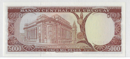 Uruguay 5000 Pesos P50b 1967 UNC ,Est $35 .UR3